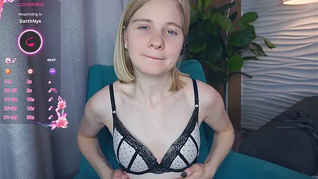 OdelinaFicken webcam