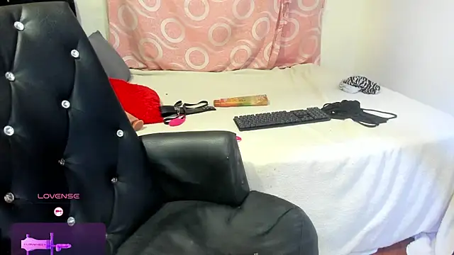 1julianasalazar webcam