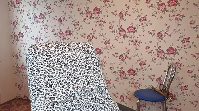 Maya_Mayflower webcam