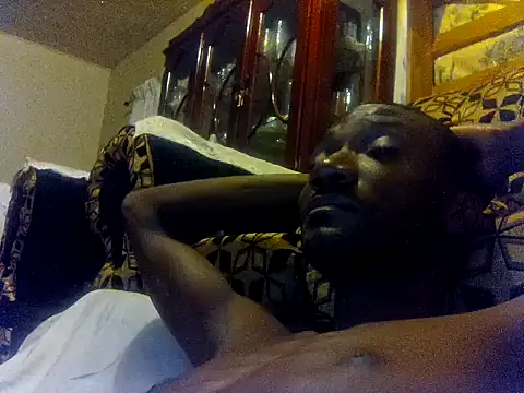 LookingLover34 webcam