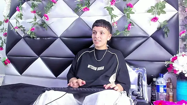 Megan_Thompson_ webcam