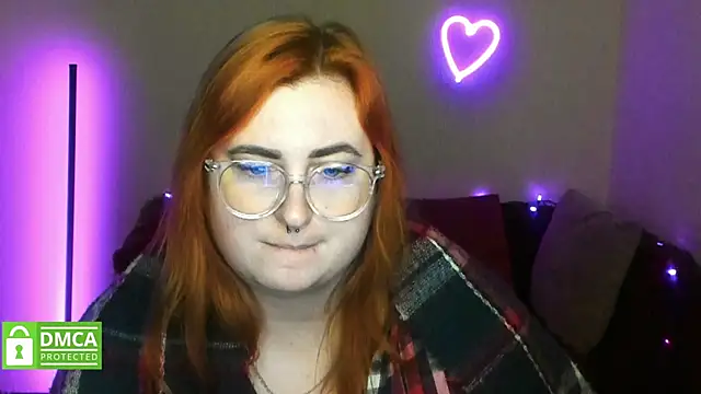 Alicia_love00 webcam