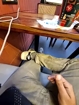 YoursThickDick webcam