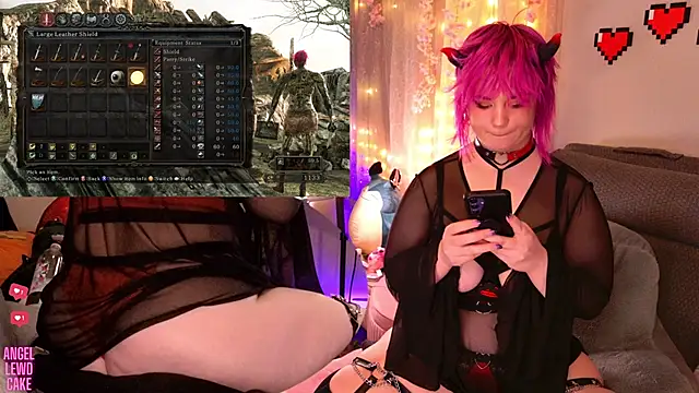Angel-Lewd-Cake webcam