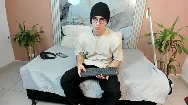 chris_evans27 (G teen) - naked dancing