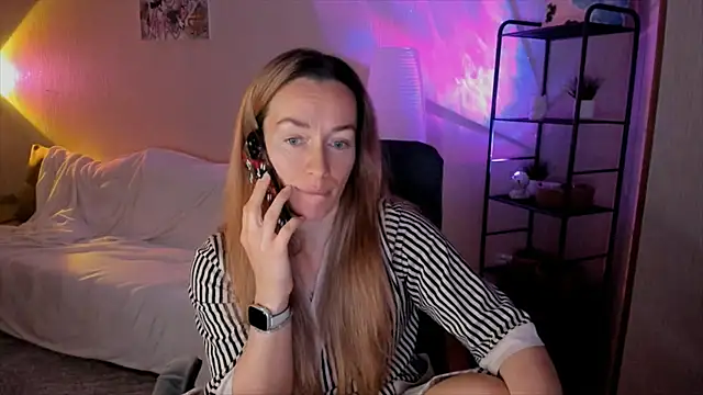 rebeccamartinez - RebeccaMartinez's free webcam - UK Sex Cams