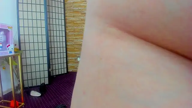 AishaRouhi's Stripchat show and profile