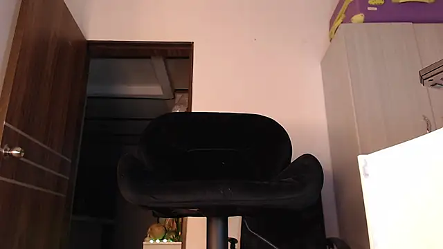 mistressbigcock777 webcam