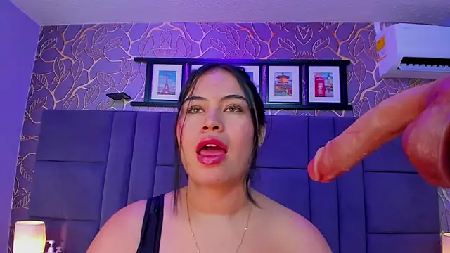 monserrat_cutte webcam