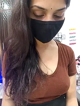 Webcam Model (Sexy-ashi)  is live.Free join now!