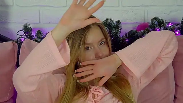 MilanaBalmain webcam