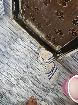 uncut_daddy247 - Uncut_daddy247's free webcam - UK Sex Cams