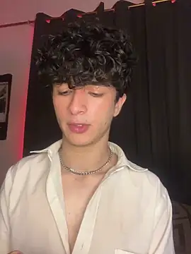 lion_cherry21 webcam