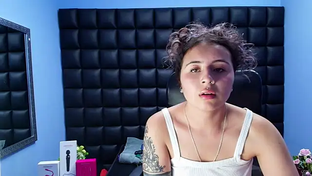 celeste_blue69 webcam