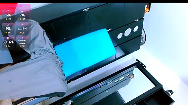 SELFSUCK_KING_420 webcam