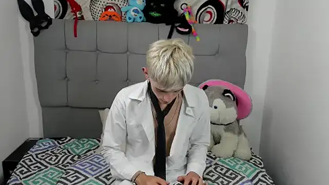 forbidden_kisses webcam