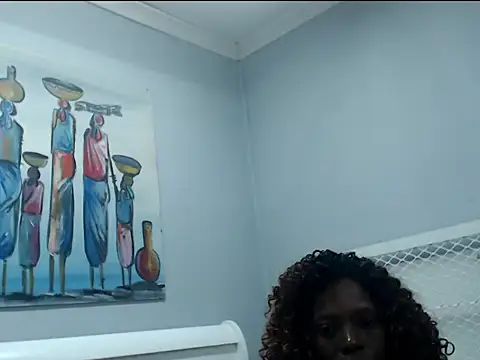 PreciousEbonyPearl webcam