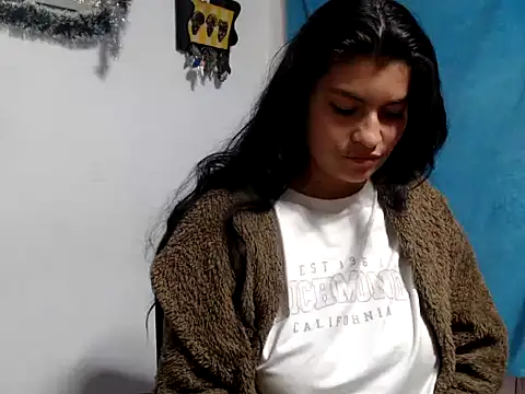 AlanaHotxx webcam