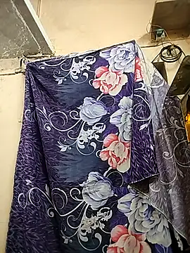 meenu_bhabhi547's Stripchat show and profile