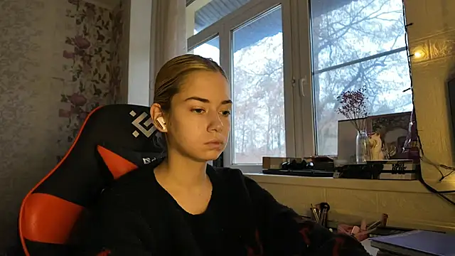 Witching_Moon webcam