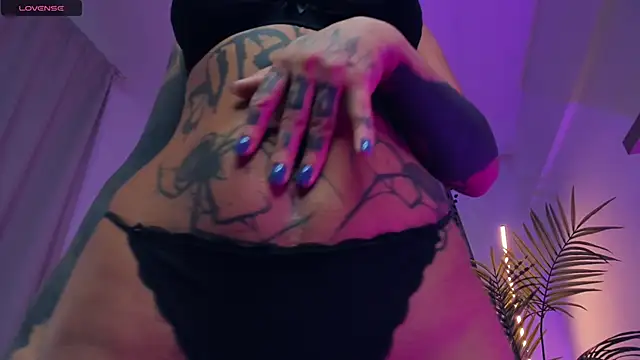 CharimgSabrina webcam