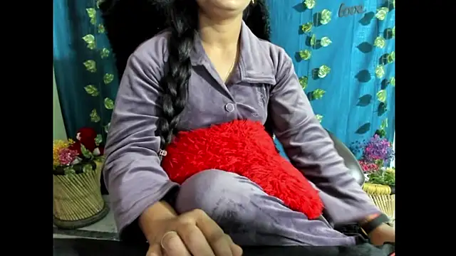 Forever_Love2025 webcam