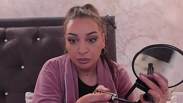 RaelleDarkstar webcam