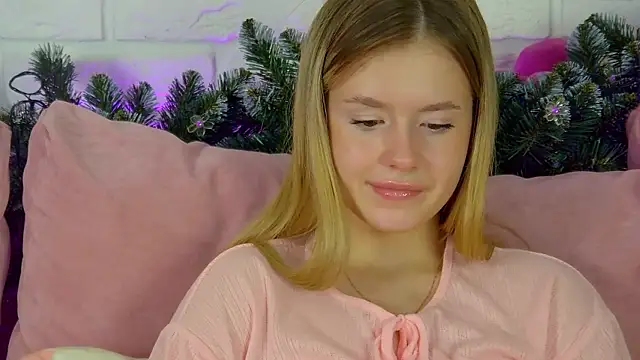 MilanaBalmain webcam