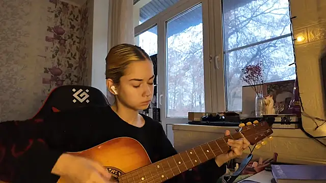 Witching_Moon webcam