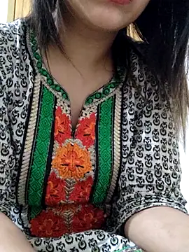 tanha18 - Tanha18's free webcam - UK Sex Cams