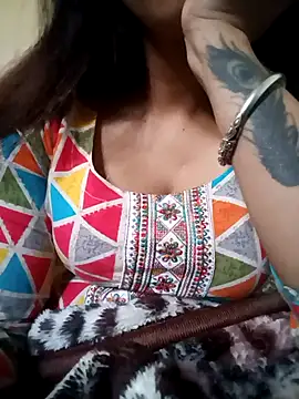 lovelyChanchal webcam