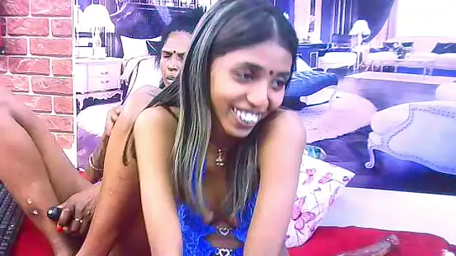 IndianSexySlender webcam
