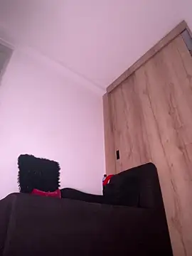 Webcam Model (AngelRuby)  is live.Free join now!