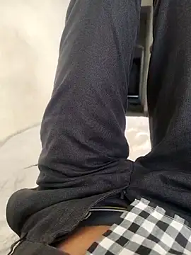 TwinklyBasket897 webcam