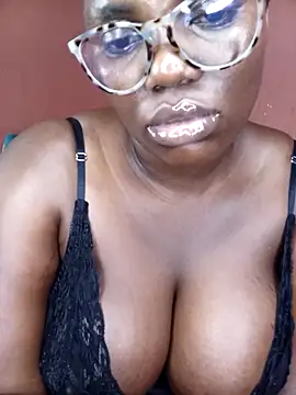 thespiceyqueen - TheSpiceyQueen's free webcam - UK Sex Cams