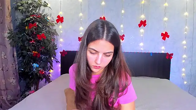 Milana_Crystal_ webcam