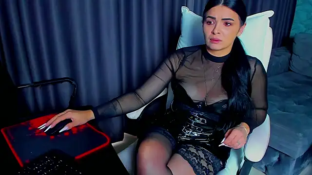 DevashaQueenX webcam