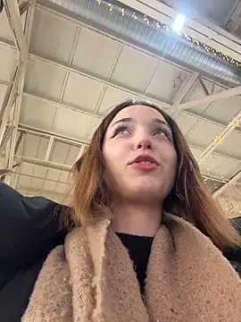 DollyTall Live Webcam on Stripchat