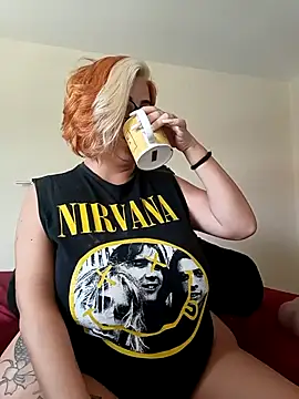 Escarlate4you_ webcam