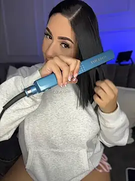 Webcam Model (GabriellaFerrer)  is live.Free join now!