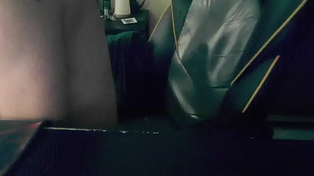 londonman1988 - LondonMan1988's free webcam - UK Sex Cams