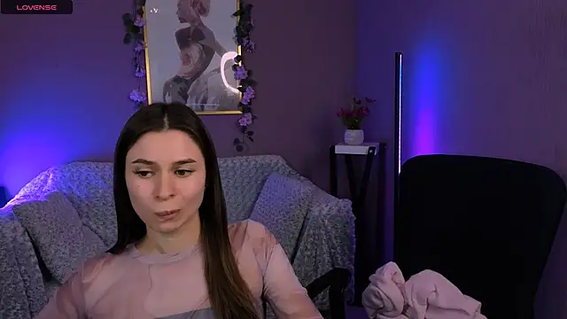 flora_ri - Flora_ri's free webcam - UK Sex Cams