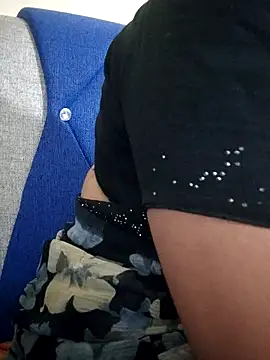 sweetqueen143 webcam