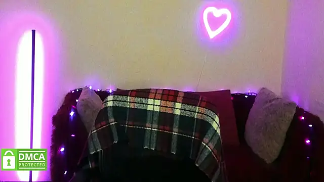 Alicia_love00 webcam