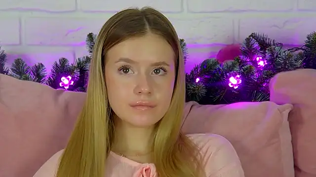 MilanaBalmain webcam