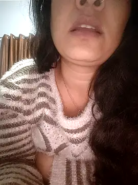 Webcam Model (CUTE-PX)  is live.Free join now!