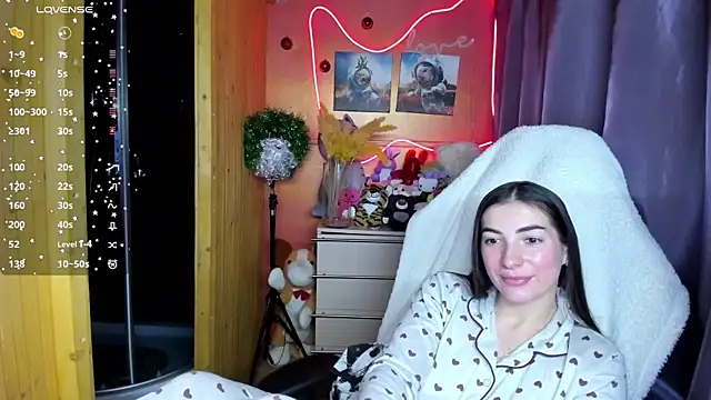 Fiery_Brunette_ webcam