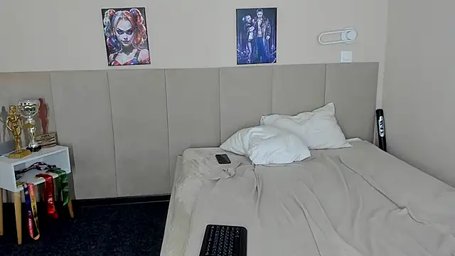 MuscleXXXBarbie webcam