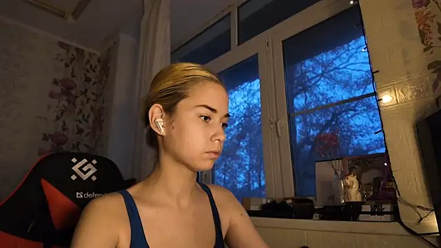 Witching_Moon webcam