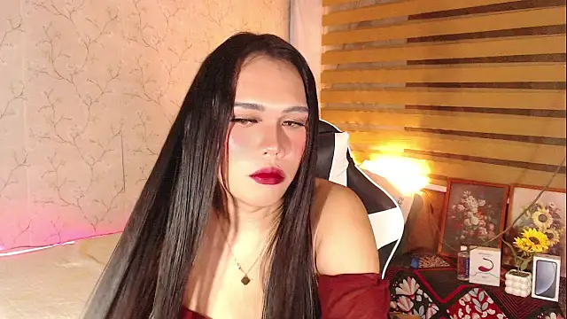 TssluttyNikka webcam